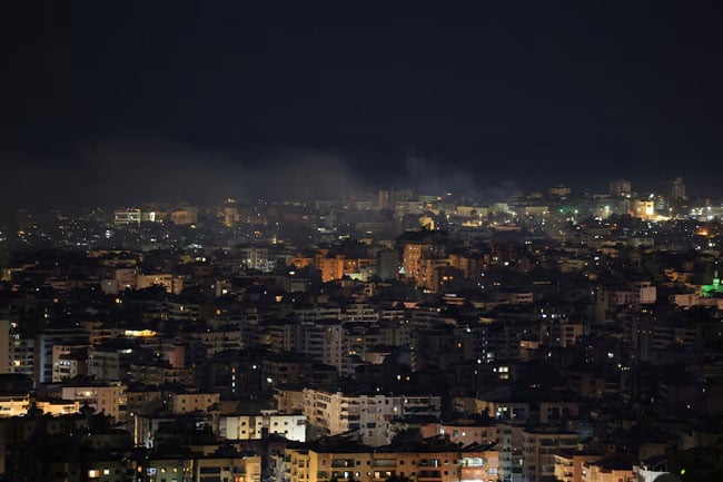 Israel strikes Beirut s southern suburbs after Hezbollah attacks