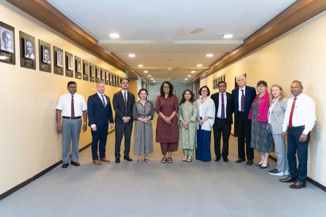 PM Harini holds talks with ADB on education sector reforms