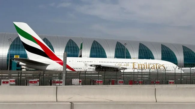 Air traffic resumes in UAE, state media says