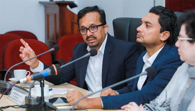 Minister Sunil Handunneththi holds discussions with IMF representatives