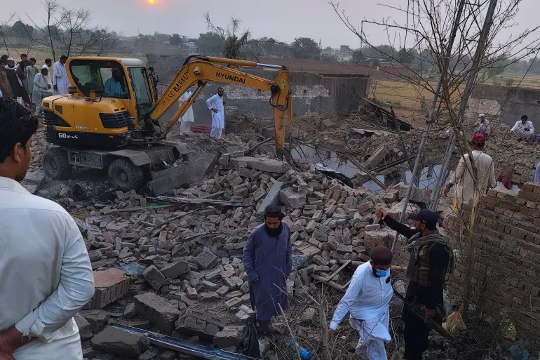 Car bomb attack and ambush in northwest Pakistan kill at least 21 police