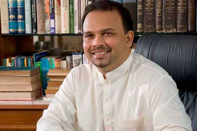 Navin calls for formal alliance between UNP and SJB