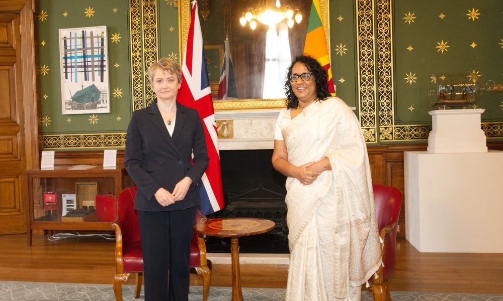 Prime Minister Dr Harini Amarasuriya meets Foreign Secretary of the United Kingdom