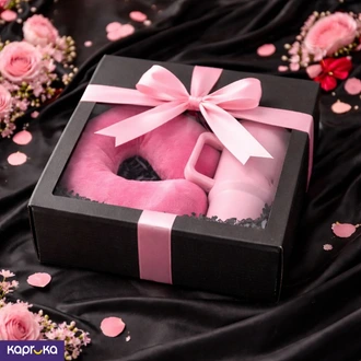 Valentine Comfort and Sip Gift Set - Pink Buy Social Mart Online for GIFTSET