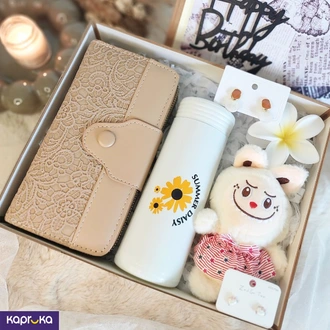 Little Sunshine Birthday Giftset  Online for none