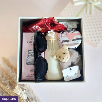 Petal Touch Birthday Giftset  Online for none