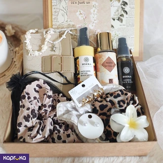 Birthday Glow Giftset Buy Gift Sets Online for specialGifts