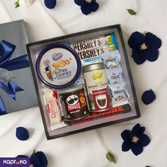 Treats And Treasures Gift Box Buy Gift Hampers Online for specialGifts