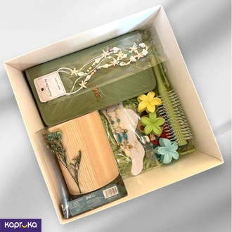 Green Essentials Gift Box  Online for none