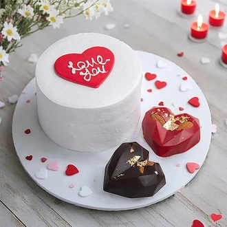 Love Potion Bento Chocolate Cake with 2 heart Chocolate  Online for cakes