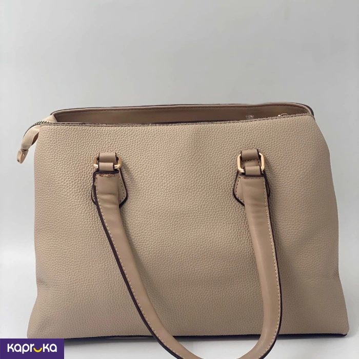 Handbags and Travel Accessories ef_pc_fashion0v18pod00118p in Sri Lanka