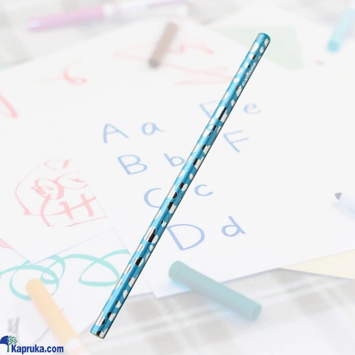 Stationary ef_pc_scho0v31pod00169 in Sri Lanka