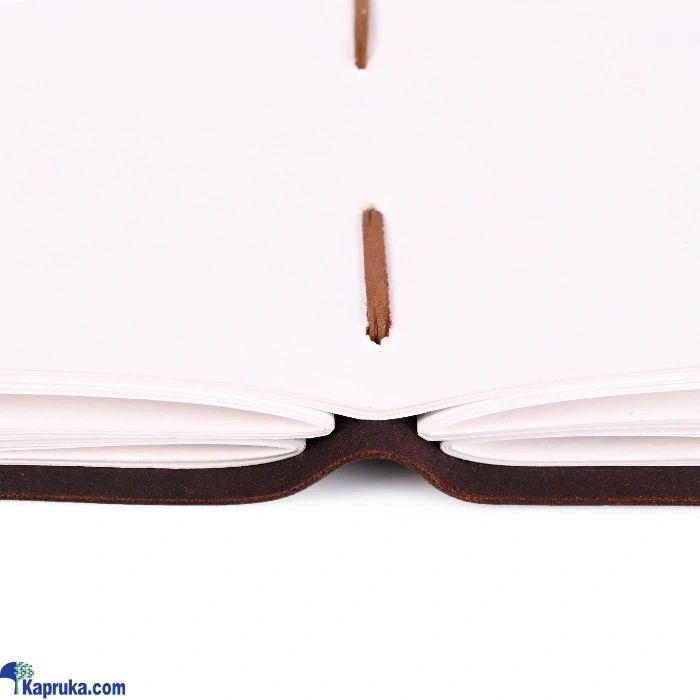 Stationary ef_pc_scho0v154pod00012 in Sri Lanka