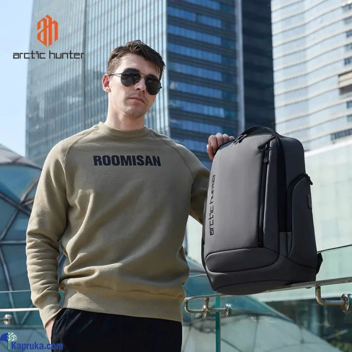 Handbags and Travel Accessories ef_pc_fashion0v577pod00031 in Sri Lanka