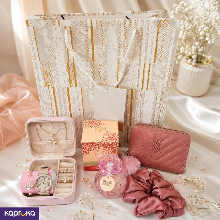 Pink Ros Elegance Gift Set For Her