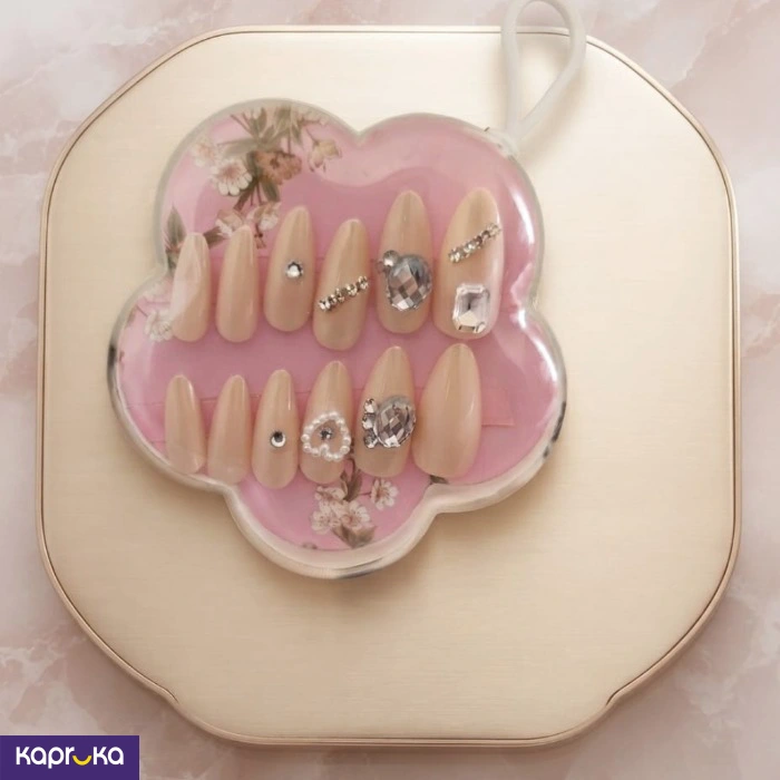 Rhinestones And Pearls 12pcs Reusable Luxury Fake Nails