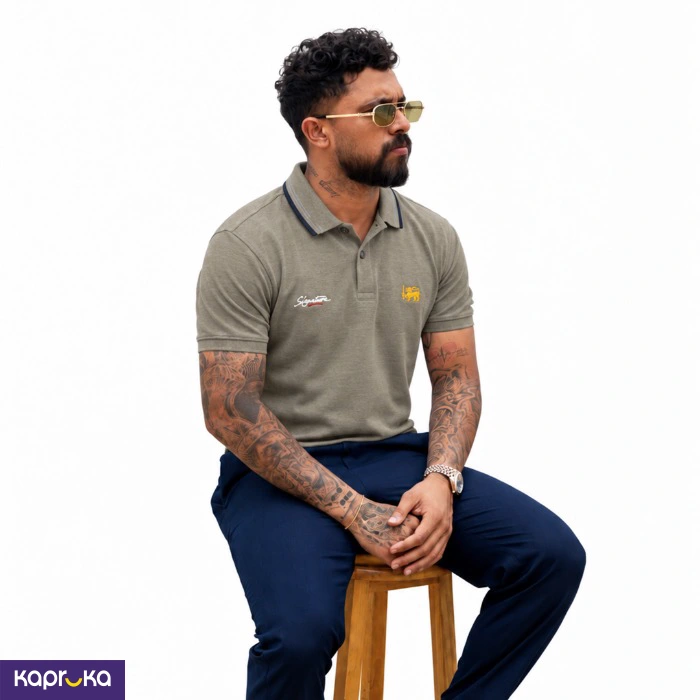 Signature Mens Lion Logo Polo T Shirt