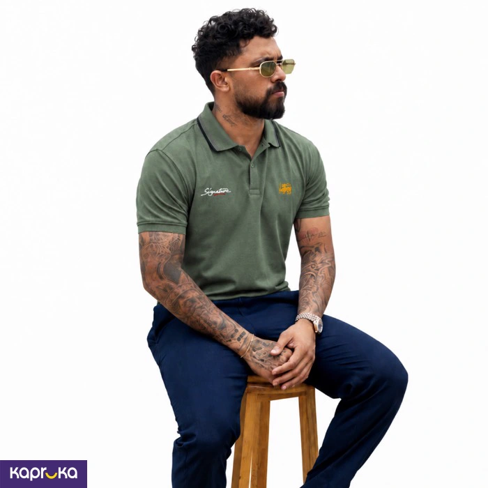 Signature Mens Lion Logo Polo T Shirt