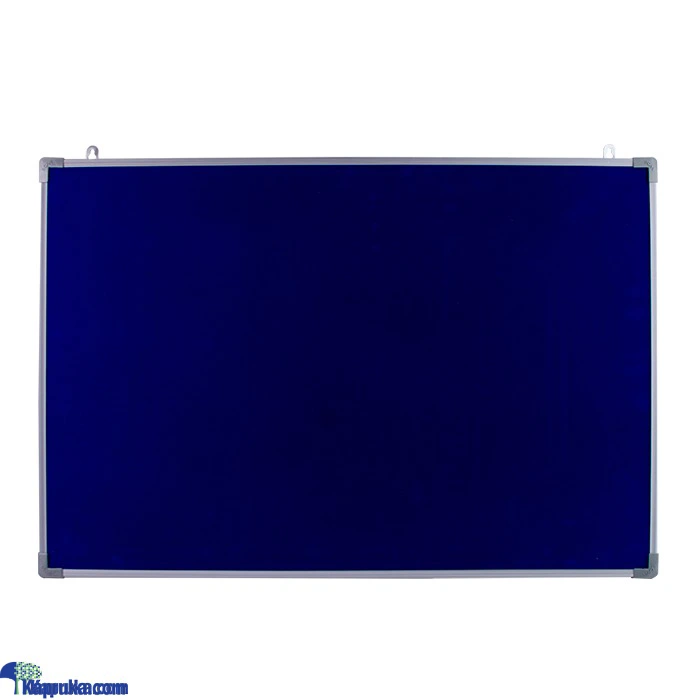 Stationary ef_pc_scho0v2289pod00063 in Sri Lanka