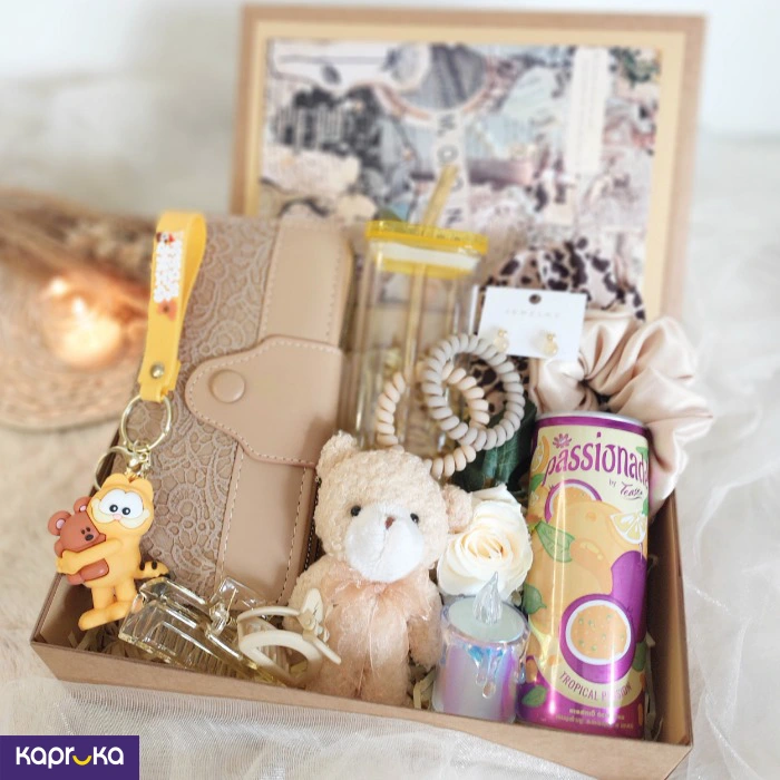 GIFT SETS FOR HER EF_PC_GIFT0V2450POD00245 in Sri Lanka