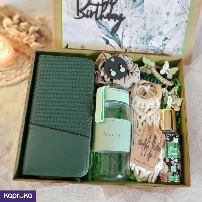 GIFT SETS FOR HER EF_PC_GIFT0V2450POD00257 in Sri Lanka
