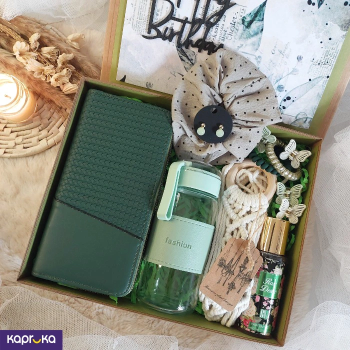 GIFT SETS FOR HER EF_PC_GIFT0V2450POD00257 in Sri Lanka