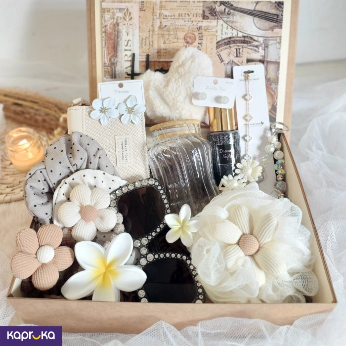 GIFT SETS FOR HER EF_PC_GIFT0V2450POD00260 in Sri Lanka