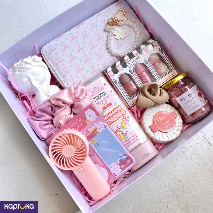 The Girly Gift Edit