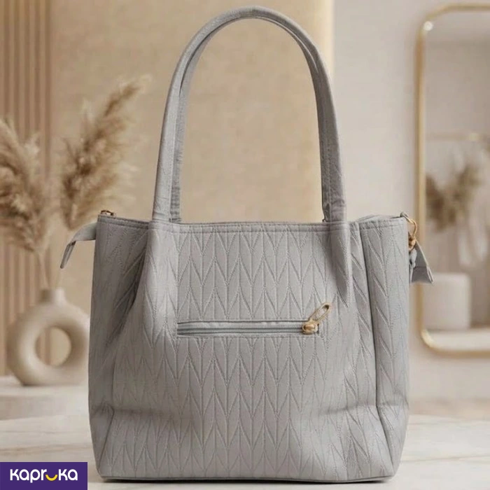 Sophisticated Light Graytextured Shoulder Bag With Gold Emblem