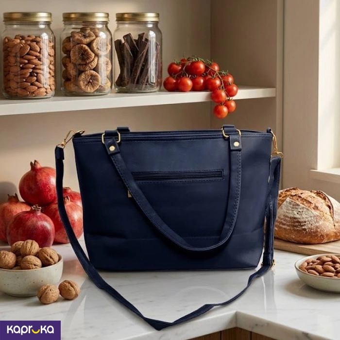 Elegant Quilted Navy Bag With Detachable Strap