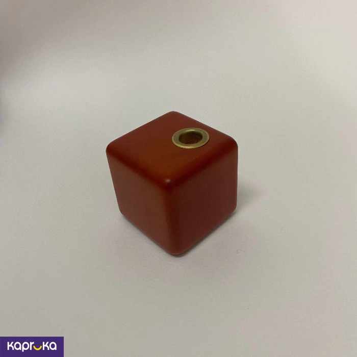 Stationary ef_pc_scho0v3476pod00015p in Sri Lanka