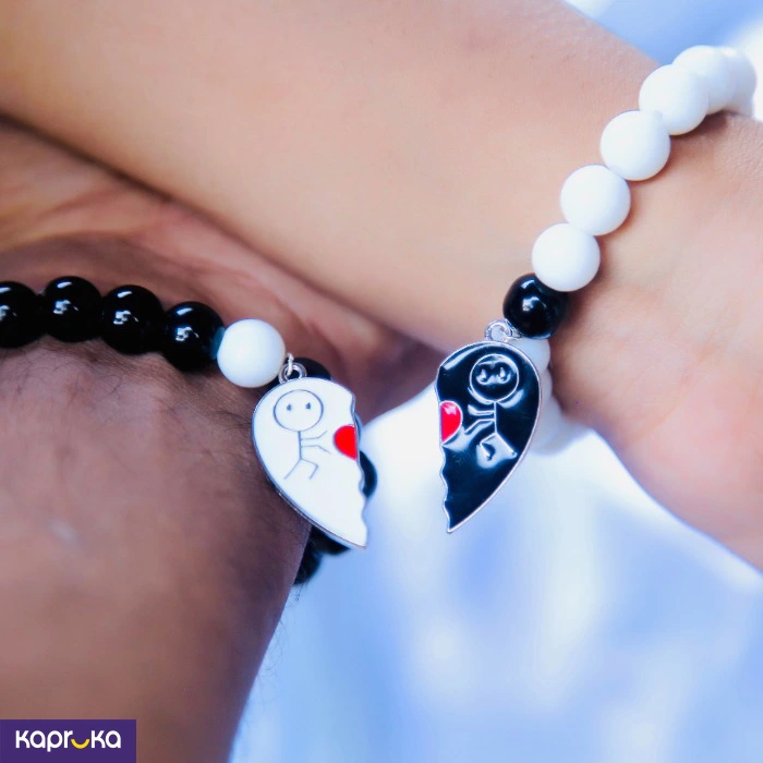Black And White Magnetic Heart Couple Bracelet Set