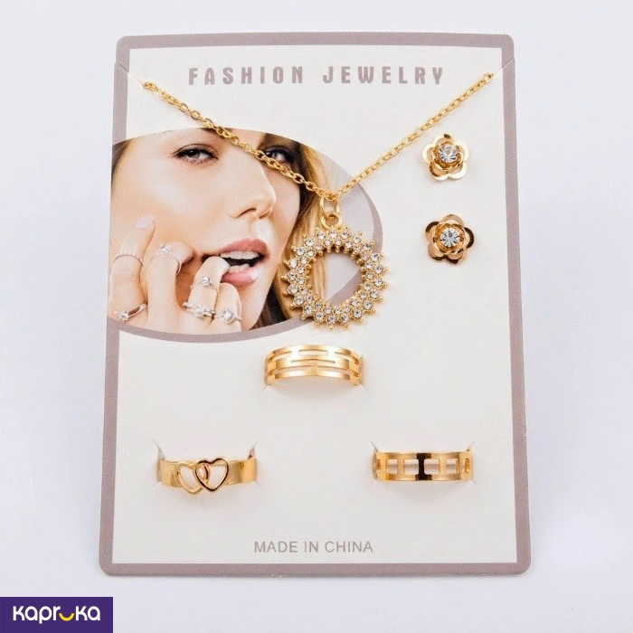 Radiant Gold Tone Elegant Jewelry Set