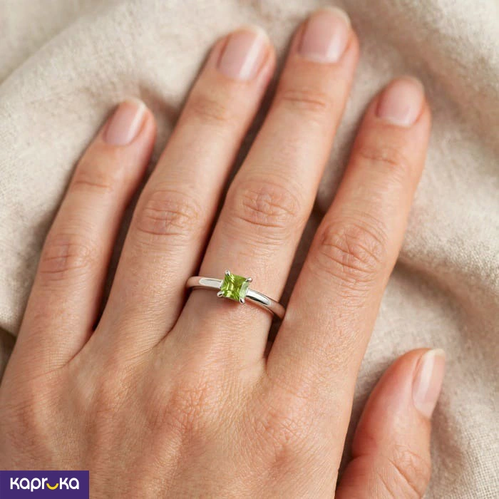 925 Silver Natural Peridot Womens Ring