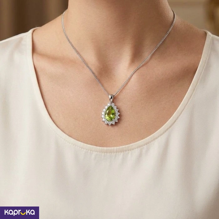 925 Silver Natural Light Green Peridot Womens Pendant With Chain