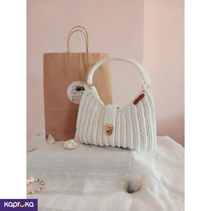 Handcrafted Crochet Off White Noura Shoulder Bag