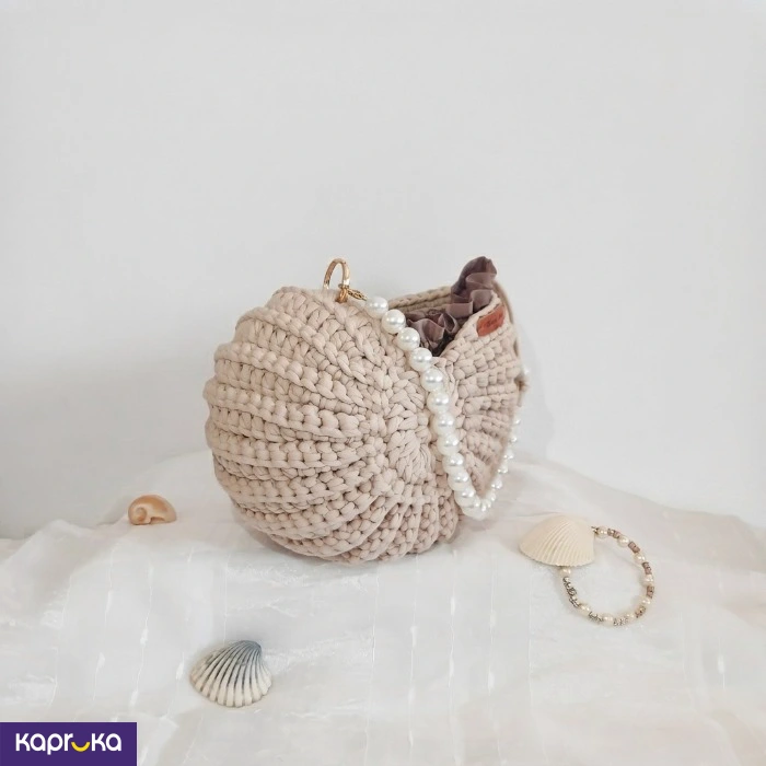 Handcrafted Crochet Pale Beige Shell Bag