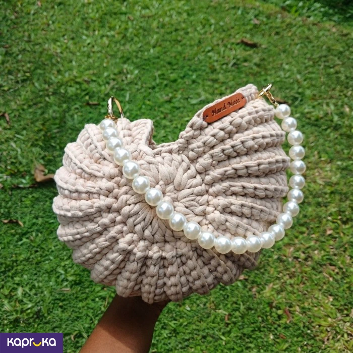 Handcrafted Crochet Pale Beige Shell Bag