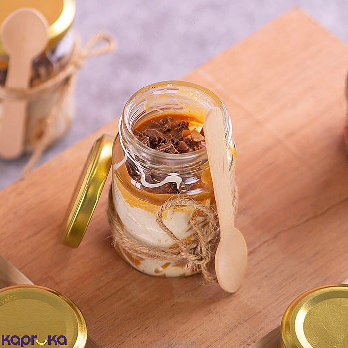 Cakes cake00ka001763 in Sri Lanka