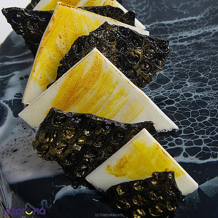 Cakes cake00ka001844 in Sri Lanka