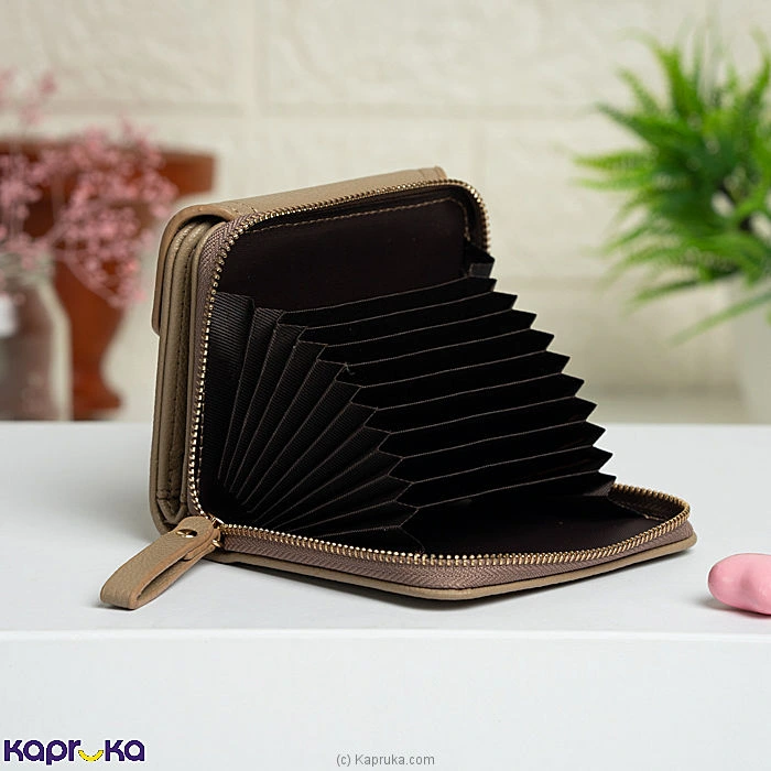 Fashion fashion0010577 in Sri Lanka