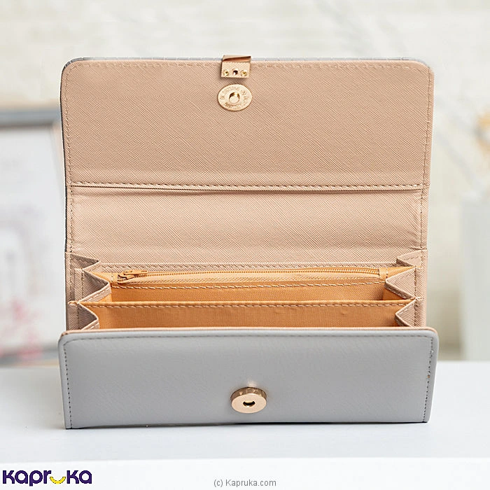 Fashion fashion0010611 in Sri Lanka