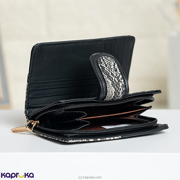 Fashion fashion0010647 in Sri Lanka