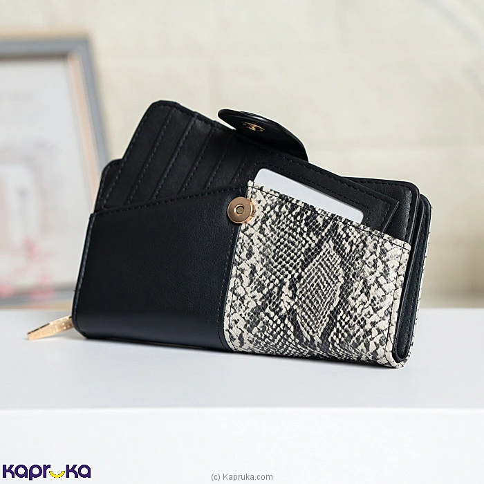 Fashion fashion0010650 in Sri Lanka