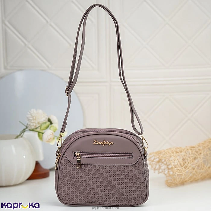 Fashion fashion0010683 in Sri Lanka