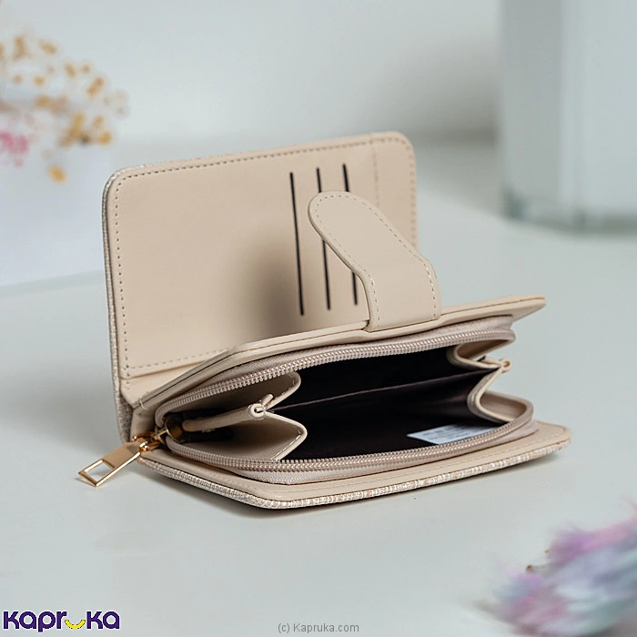 Fashion fashion0010714 in Sri Lanka