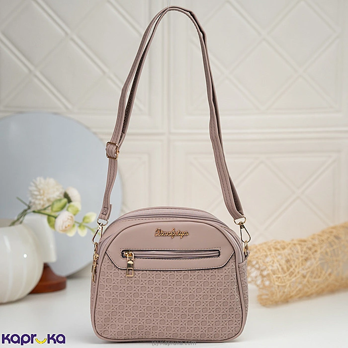 Fashion fashion0010719 in Sri Lanka