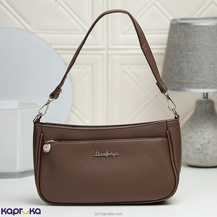 Fashion fashion0010729 in Sri Lanka