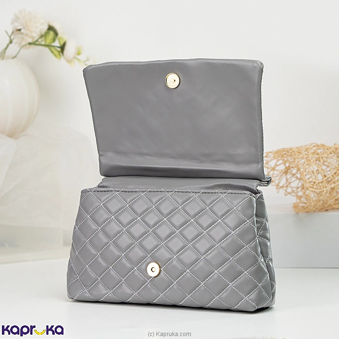 Fashion fashion0010733 in Sri Lanka