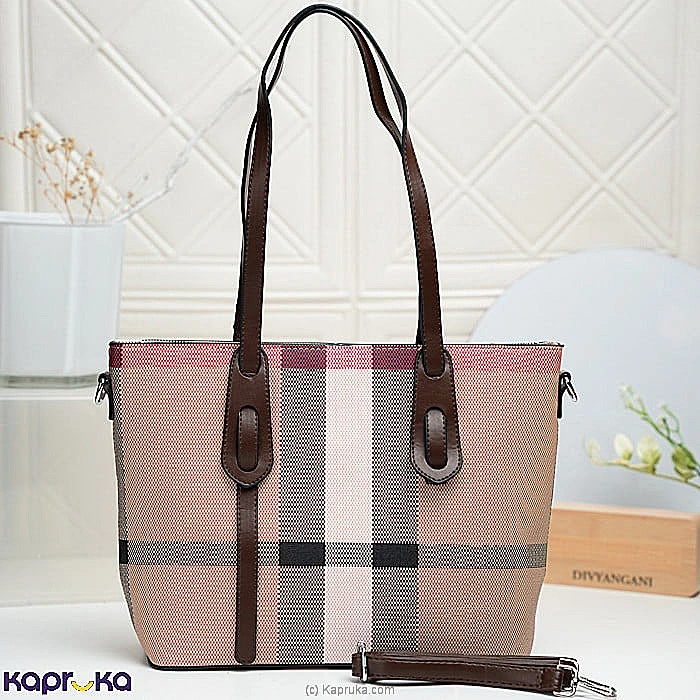 Fashion fashion0010773 in Sri Lanka